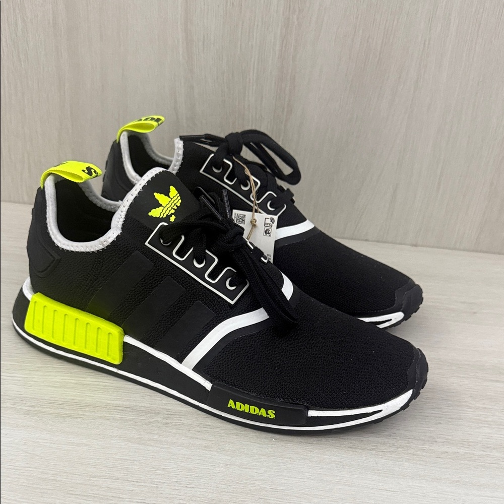 Adidas NMD R1